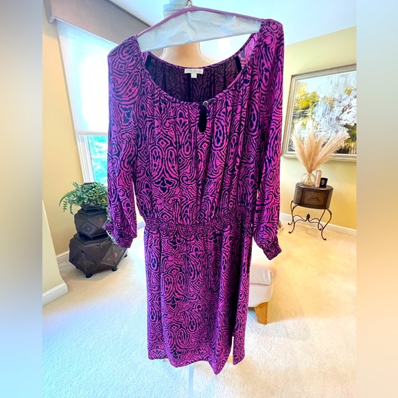 Shoshanna size 8 silk dress in bright pink and blue pattern.  Worn once. - Picture 3 of 5